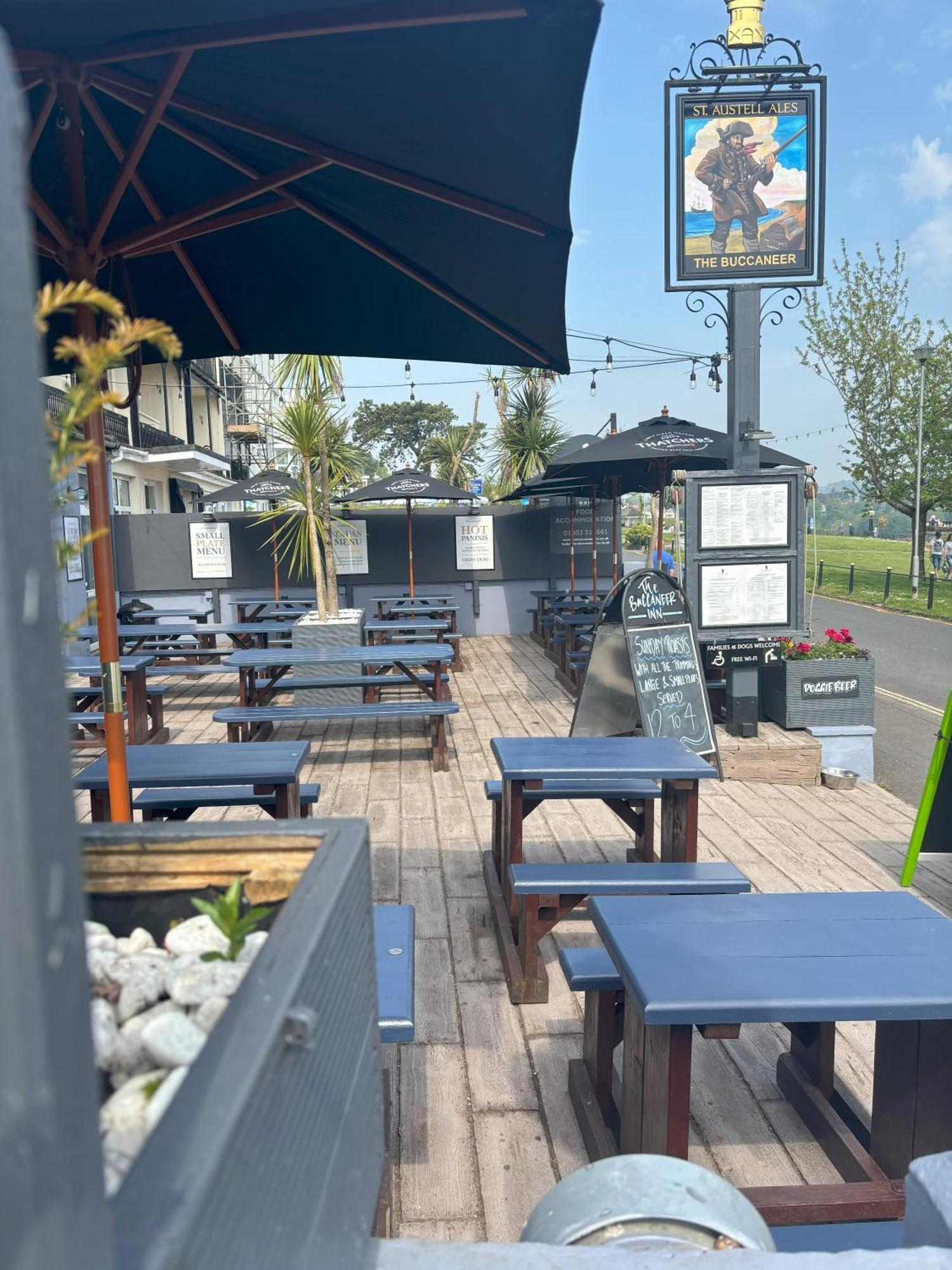 The Buccaneer Inn Torquay Exteriör bild