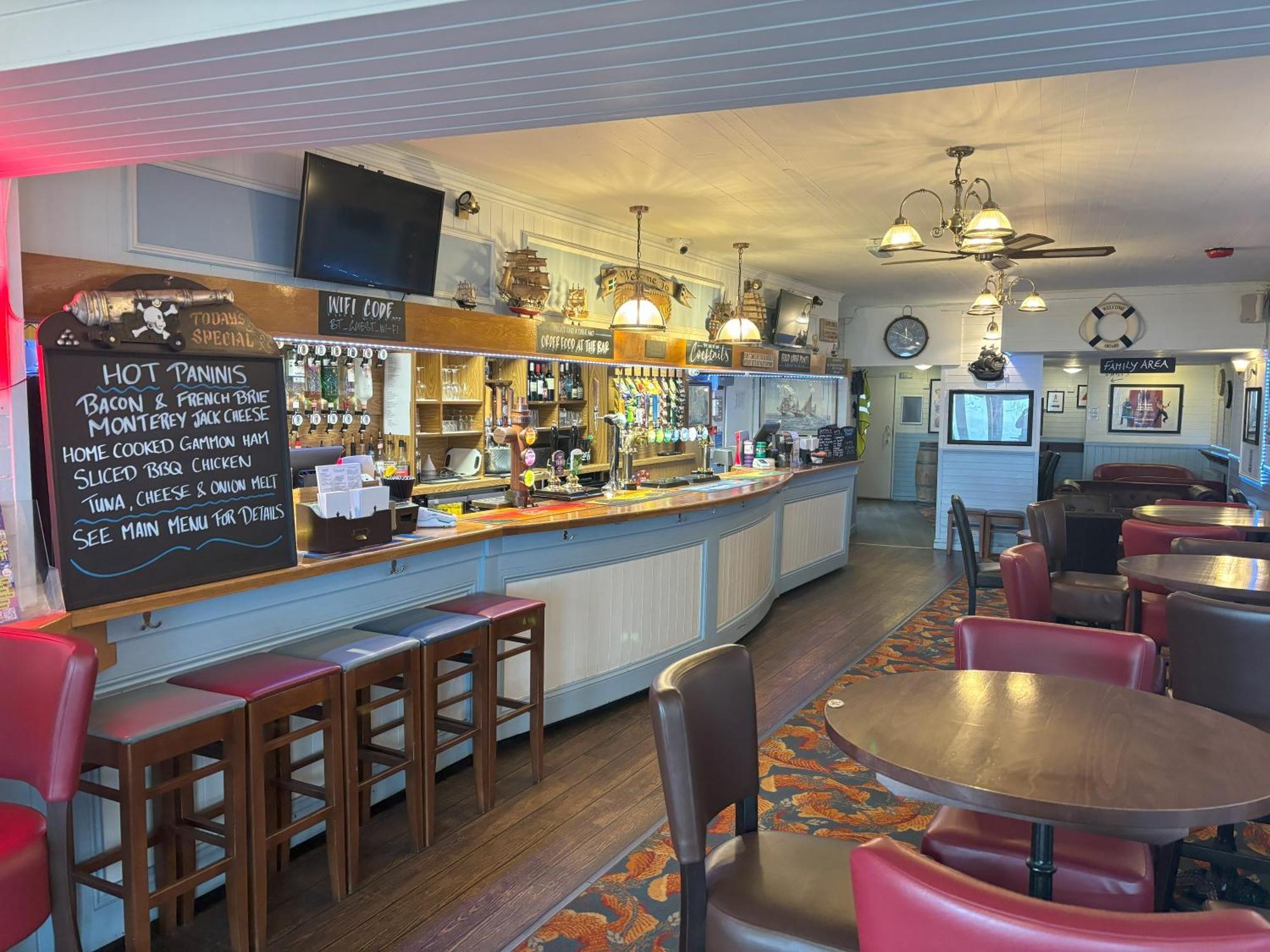 The Buccaneer Inn Torquay Exteriör bild
